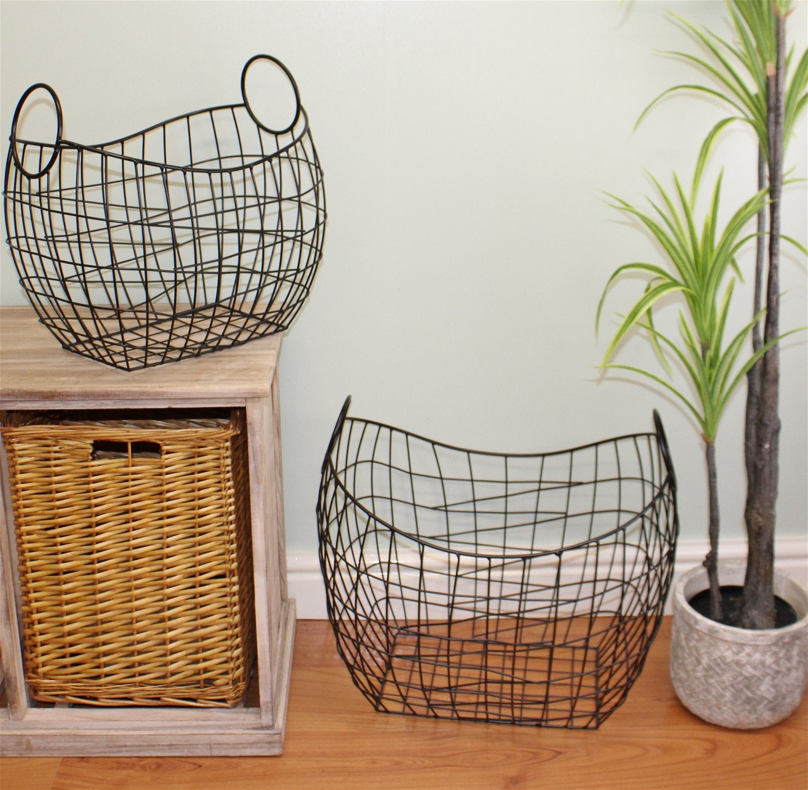 Set of 2 Wire Storage Baskets